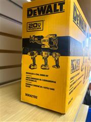 DEWALT DCK427D2